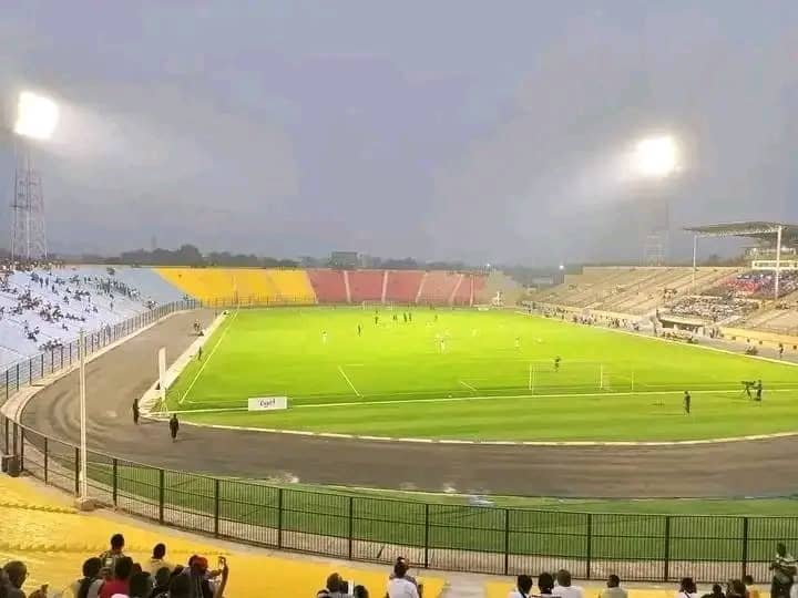 LINAFOOT : François Kabulo met le stade Tata Raphaël à la disposition du public après concertation avec  la FECOFA. LINAFOOT : François Kabulo met le stade Tata Raphaël à la disposition du public après concertation avec  la FECOFA.