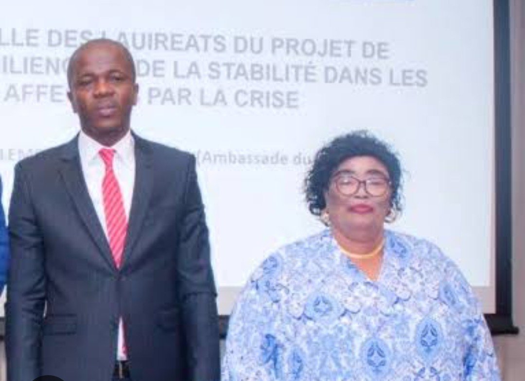 Ministère de la Jeunesse Yves Bunkulu Zola irrespectueux de la Loi… Ministère de la Jeunesse Yves Bunkulu Zola irrespectueux de la Loi…