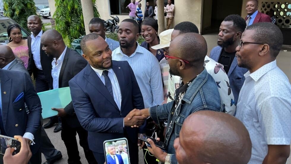 Enregistrement des Émissions avec les candidats président, un débat lancé sur les critères des sélections… Enregistrement des Émissions avec les candidats président, un débat lancé sur les critères des sélections…