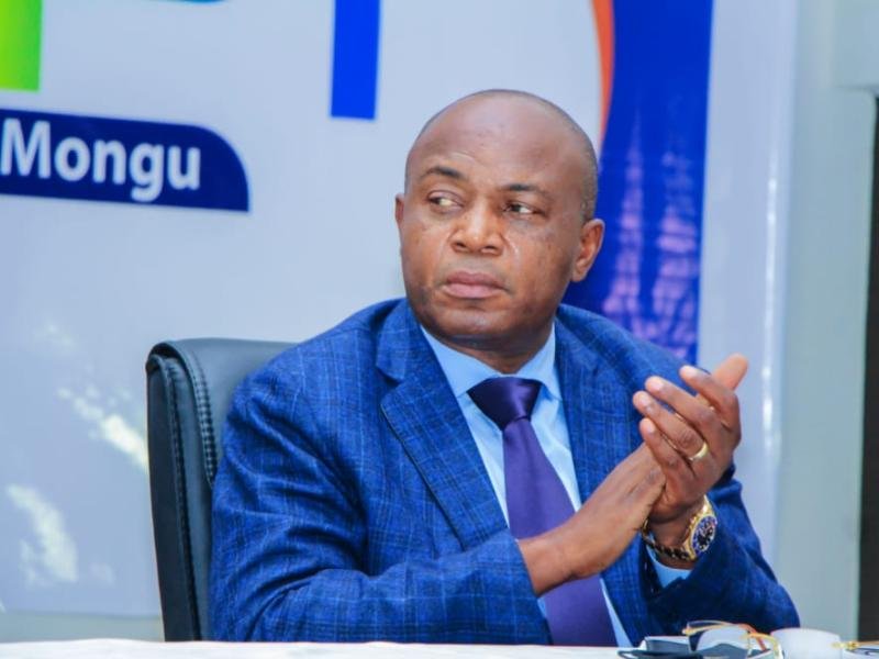 Kinshasa:  Remaniement le  gouverneur Gentiny NGOBILA MBAKA récupère la plus part des bourgmestres révoqués par le chef de l’État Kinshasa:  Remaniement le  gouverneur Gentiny NGOBILA MBAKA récupère la plus part des bourgmestres révoqués par le chef de l’État