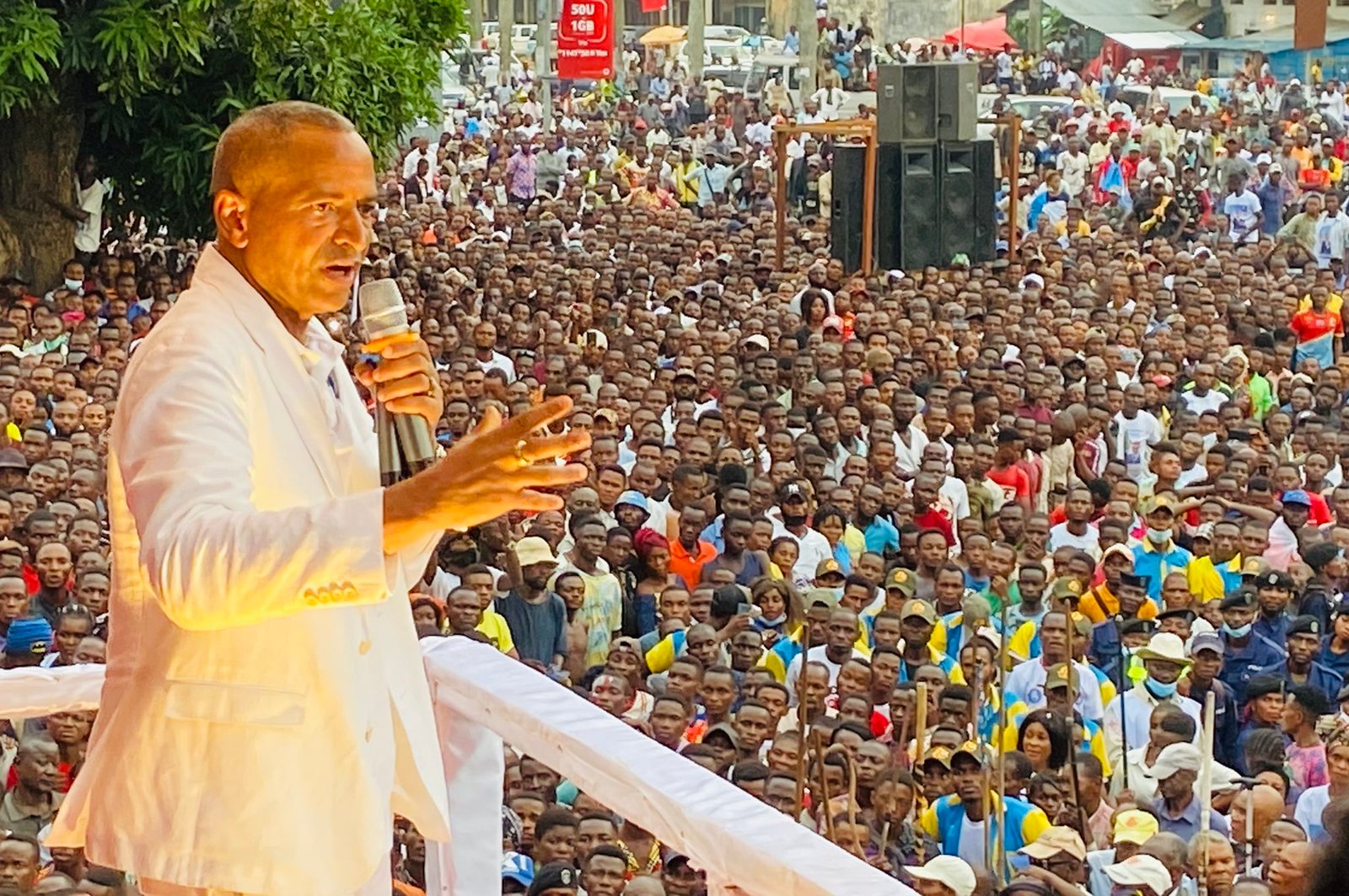 Présidentielle 2023: Moïse Katumbi accueilli en triomphe à gbadolite