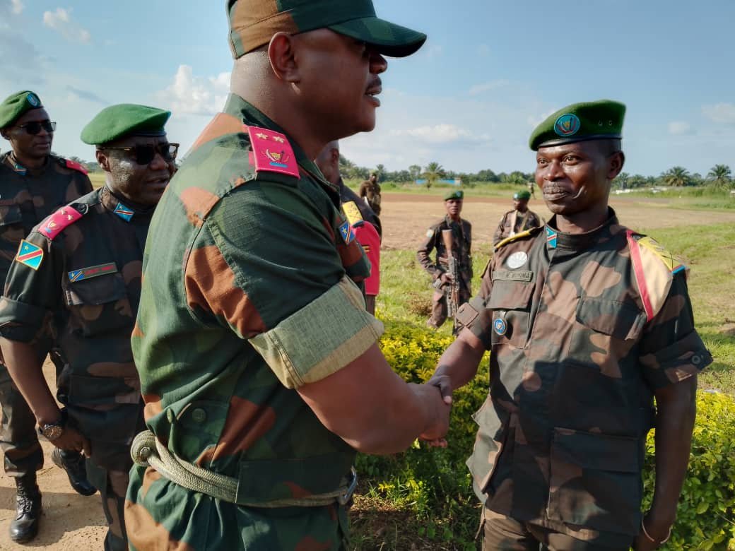 Traque des terroristes islamistes, le Général Major Shiko Tshitambwe a palpé du doigt la situation des axes  opérationnels Nord Traque des terroristes islamistes, le Général Major Shiko Tshitambwe a palpé du doigt la situation des axes  opérationnels Nord