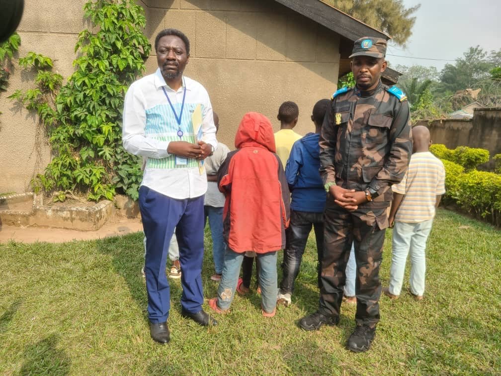 Nord Kivu : 17 OTAGES LIBÉRÉS PAR LES FARDC Nord Kivu : 17 OTAGES LIBÉRÉS PAR LES FARDC