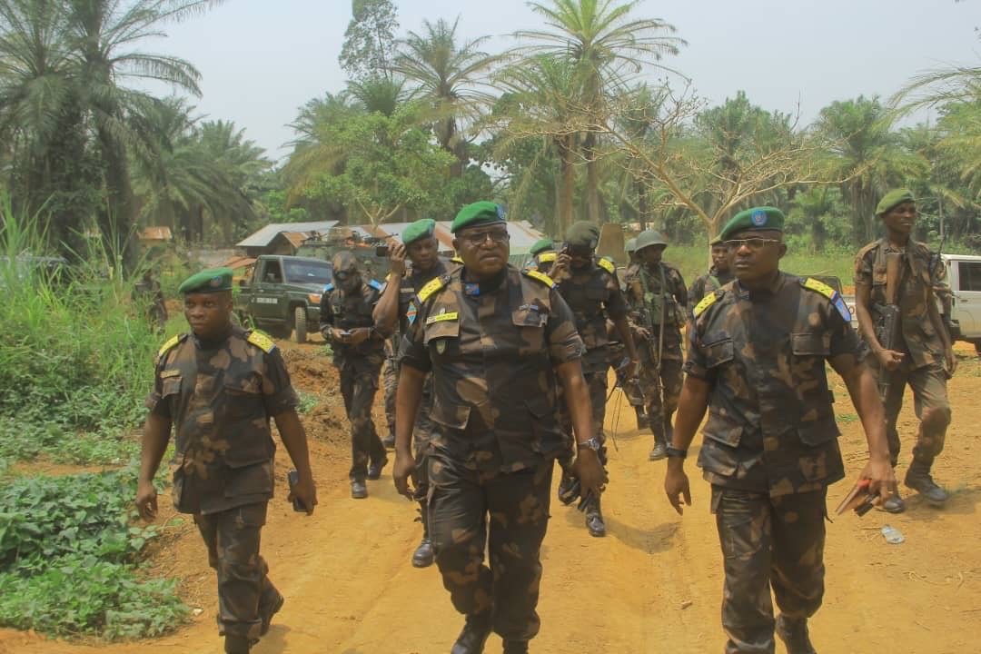 NORD- KIVU : LE COLONEL OKOKO BOKEON AU VILLAGE MAYIMONA APRES L’ATTAQUE DES TERRORISTES