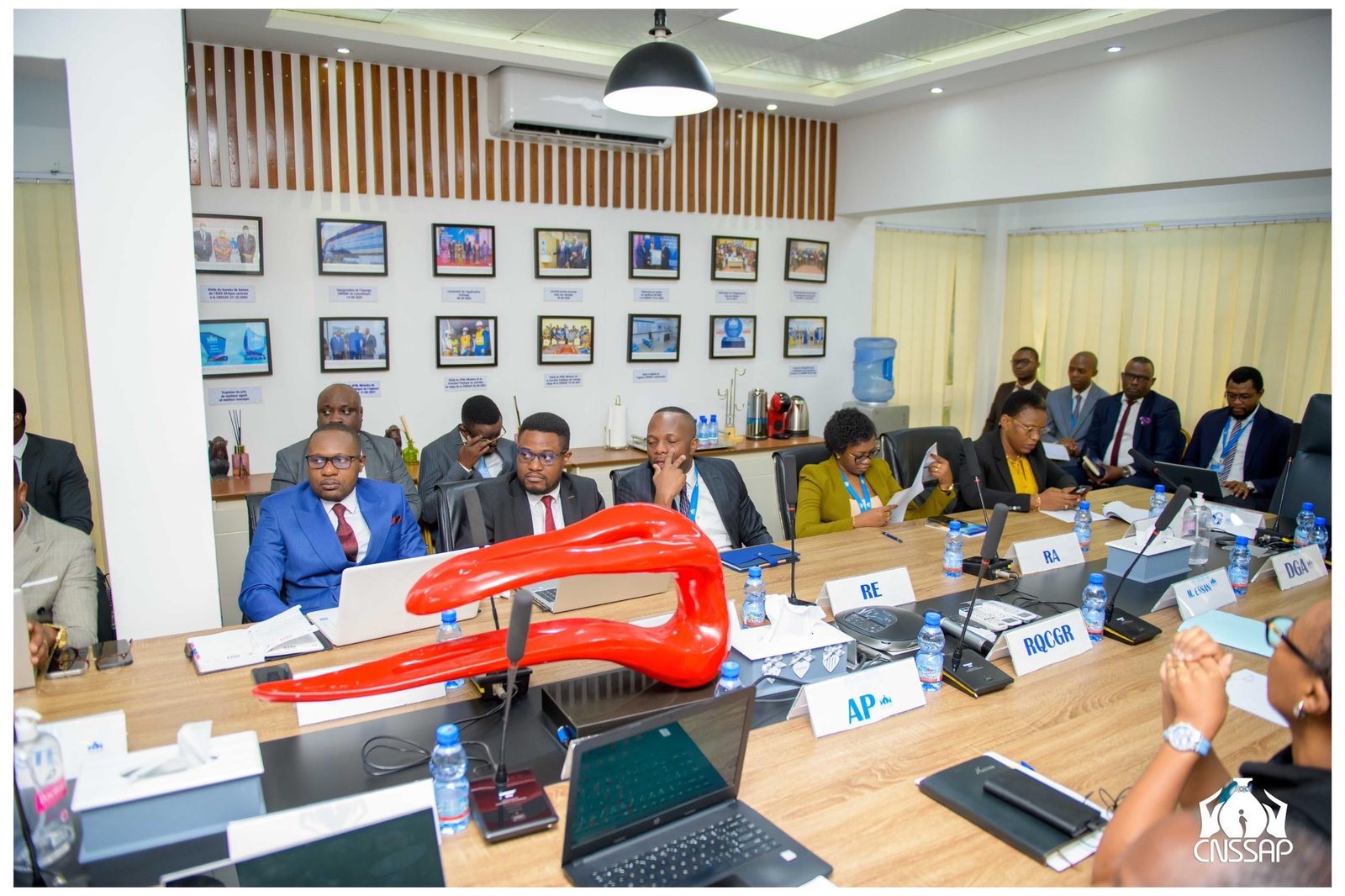 CNSSAP – SYSTEME DE MANAGEMENT DE LA QUALITE / ISO 9001 : REUNION DE LANCEMENT DE L’AUDIT DE SURVEILLANCE PAR L’ASSOCIATION FRANÇAISE DE NORMALISATION/AFNOR CE LUNDI 05 FÉVRIER PRESIDEE PAR LE TOP MANAGER JUNIOR MATA CNSSAP – SYSTEME DE MANAGEMENT DE LA QUALITE / ISO 9001 : REUNION DE LANCEMENT DE L’AUDIT DE SURVEILLANCE PAR L’ASSOCIATION FRANÇAISE DE NORMALISATION/AFNOR CE LUNDI 05 FÉVRIER PRESIDEE PAR LE TOP MANAGER JUNIOR MATA