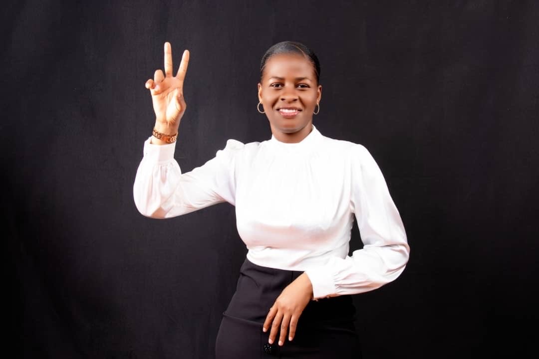 Mont Amba : A la grande Satisfaction de ses Électeurs, Dr BOLUMBE HERMIONE RÉHABILITÉE PAR LA COUR CONSTITUTIONNELLE Mont Amba : A la grande Satisfaction de ses Électeurs, Dr BOLUMBE HERMIONE RÉHABILITÉE PAR LA COUR CONSTITUTIONNELLE