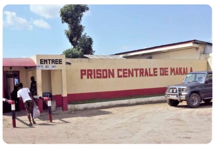 KINSHASA : LIBÉRATION À MAKALA DE LA PREMIÈRE VAGUE DES PRISONNIERS SANS DOSSIERS! KINSHASA : LIBÉRATION À MAKALA DE LA PREMIÈRE VAGUE DES PRISONNIERS SANS DOSSIERS!