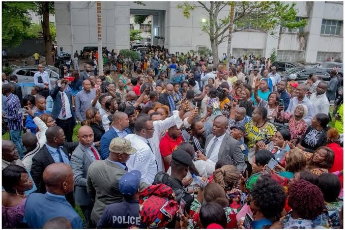 RDC : PAIE DES AGENTS DE L ‘ÉTAT LE GOUVERNEMENT SAMA LUKONDE INCAPABLE ! RDC : PAIE DES AGENTS DE L ‘ÉTAT LE GOUVERNEMENT SAMA LUKONDE INCAPABLE !