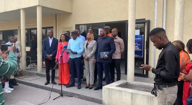 KINSHASA : LES ÉLUS PROVINCIAUX DE L’ UDPS ET ALLIÉS SOUTIENNENT MORDICUS AUGUSTIN KABUYA ET LA STABILITÉ DU PARTI KINSHASA : LES ÉLUS PROVINCIAUX DE L’ UDPS ET ALLIÉS SOUTIENNENT MORDICUS AUGUSTIN KABUYA ET LA STABILITÉ DU PARTI