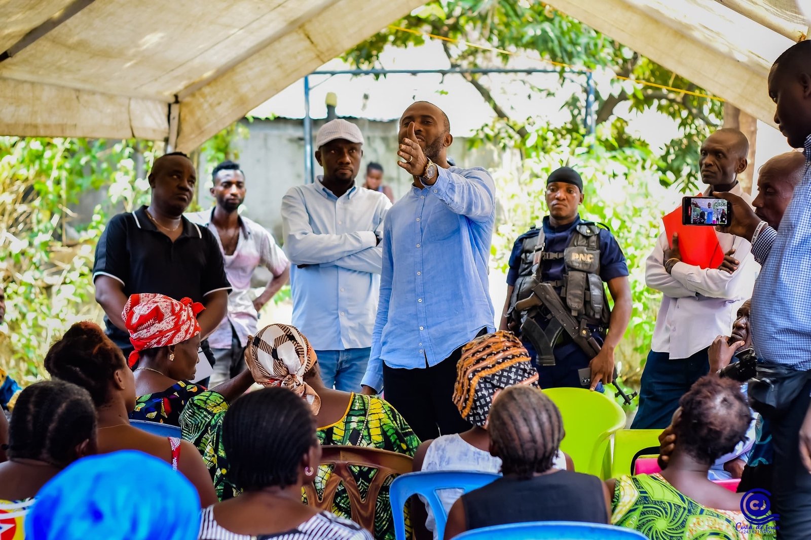 KINSHASA: INSÉCURITÉ À LEMBA LIVULU, LE DÉPUTÉ PROVINCIAL STEVE MULUMBA AU FOUR ET AU MOULIN … KINSHASA: INSÉCURITÉ À LEMBA LIVULU, LE DÉPUTÉ PROVINCIAL STEVE MULUMBA AU FOUR ET AU MOULIN …
