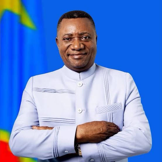 RDC : ALPHONSE NGOY KASANJI DIT NON À LA RÉVISION CONSTITUTIONNELLE ET INTERPELLE FÉLIX TSHISEKEDI !