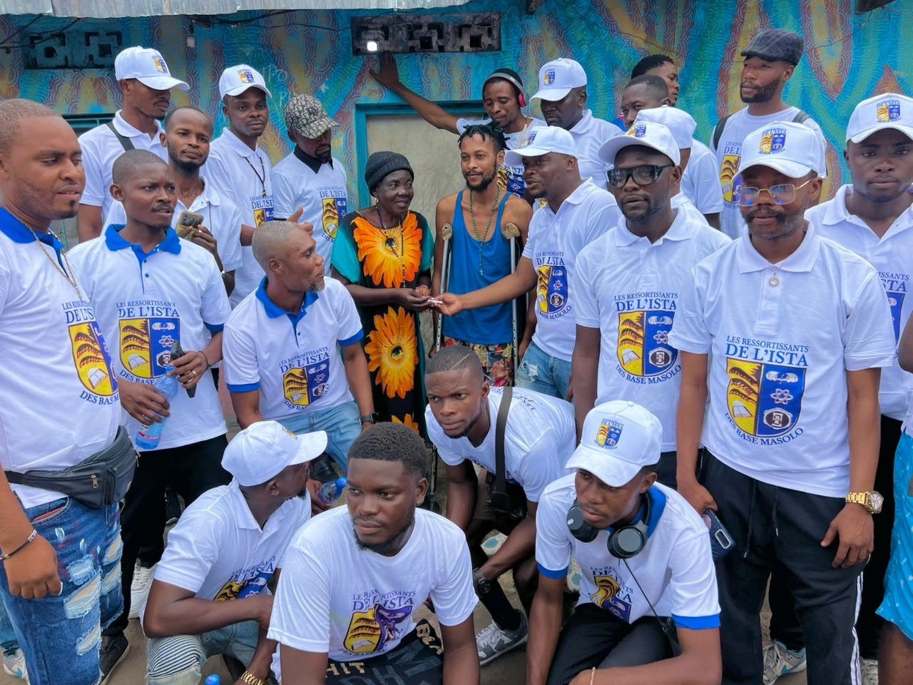 RDC : Willy Batusue honore les anciens étudiants victimes d’accident de l’ISTA RDC : Willy Batusue honore les anciens étudiants victimes d’accident de l’ISTA