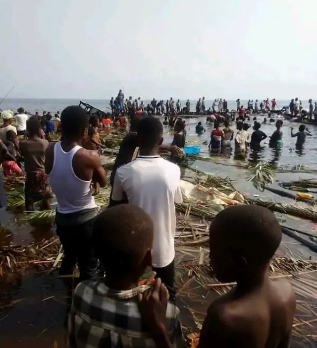 MAI-NDOMBE :  25 MORTS  BILAN PROVISOIRE D’UN NAUFRAGE SURVENU CE MARDI 17 DÉCEMBRE À INONGO… MAI-NDOMBE :  25 MORTS  BILAN PROVISOIRE D’UN NAUFRAGE SURVENU CE MARDI 17 DÉCEMBRE À INONGO…