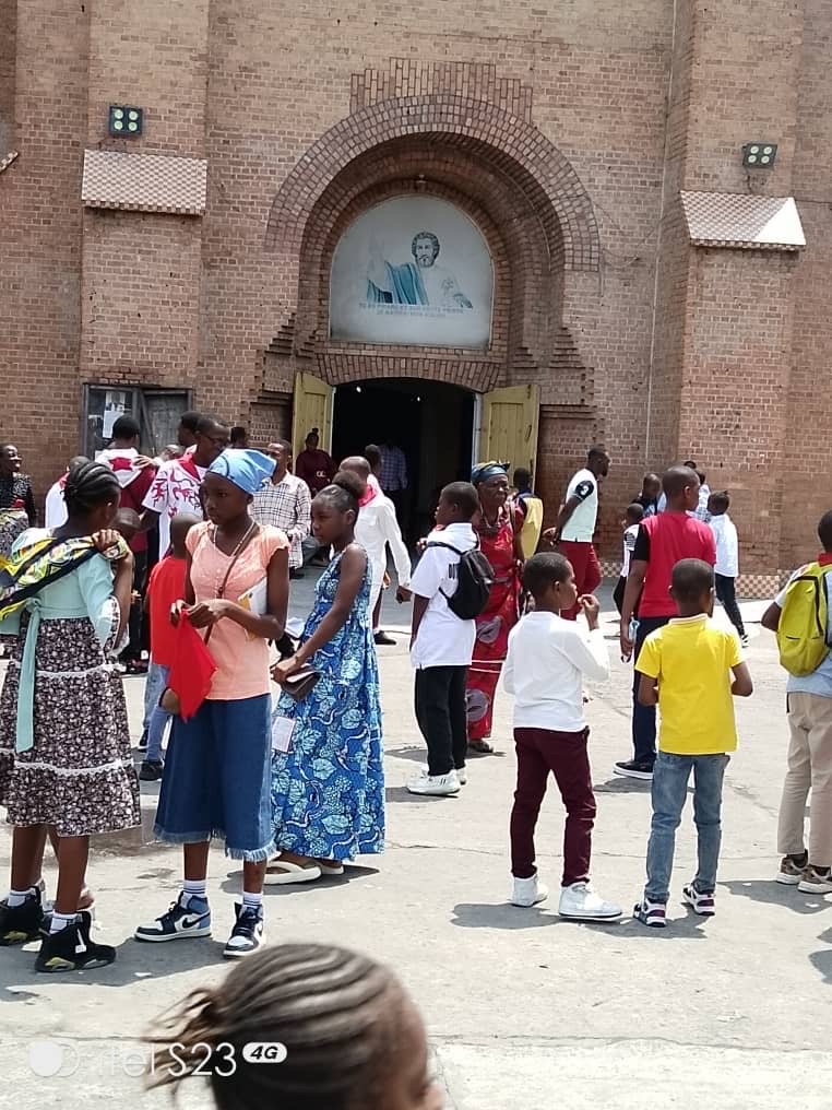 KINSHASA : PLUS DE PEUR QUE DE MAL DANS LES PAROISSES CATHOLIQUES ET PROTESTANTES CE DIMANCHE 16 FÉVRIER 2025… KINSHASA : PLUS DE PEUR QUE DE MAL DANS LES PAROISSES CATHOLIQUES ET PROTESTANTES CE DIMANCHE 16 FÉVRIER 2025…
