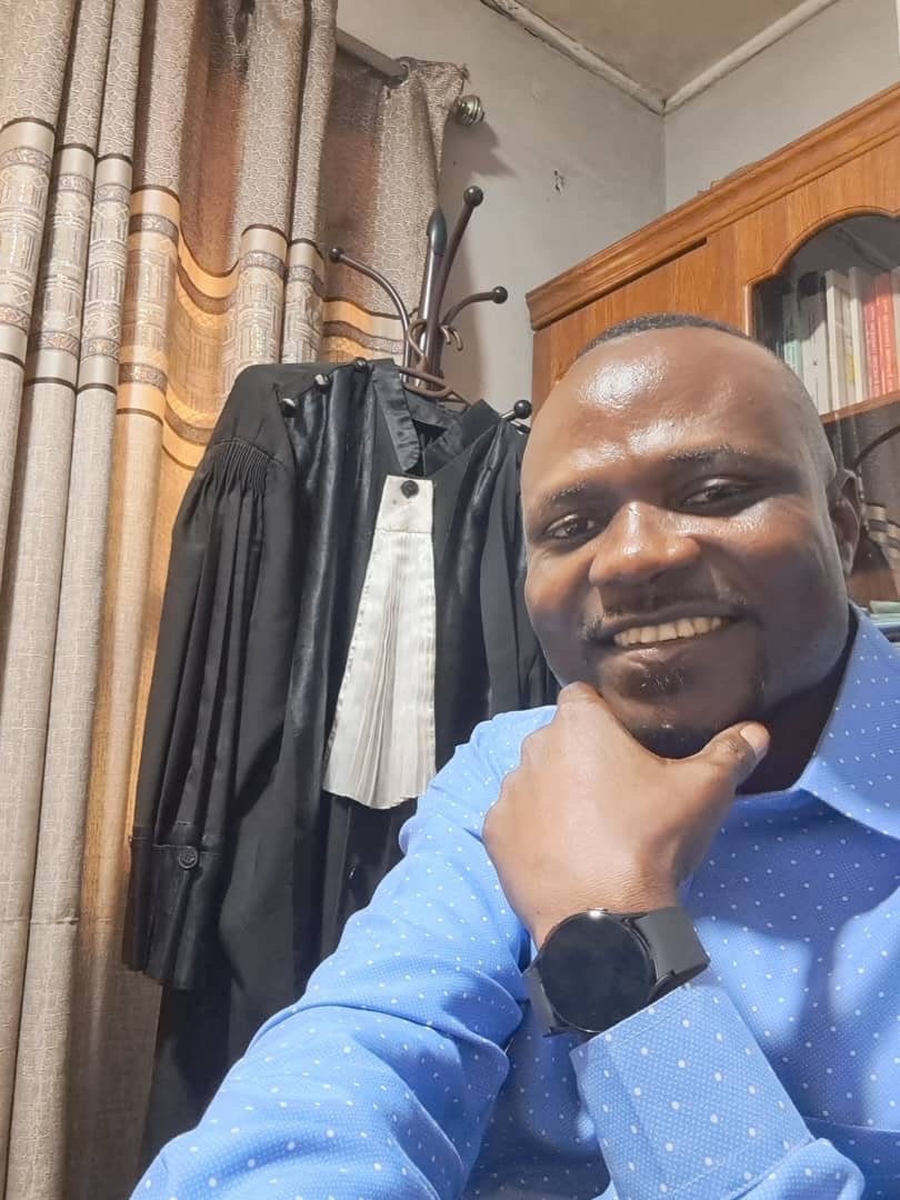 RDC : LUTTE CONTRE LA DÉSINFORMATION, MAÎTRE FRANCK KALOLO S’INSURGE CONTRE L’AVANCEE NUMÉRIQUE ET NON RÉELLE DU M23 À UVIRA ET AILLEURS… RDC : LUTTE CONTRE LA DÉSINFORMATION, MAÎTRE FRANCK KALOLO S’INSURGE CONTRE L’AVANCEE NUMÉRIQUE ET NON RÉELLE DU M23 À UVIRA ET AILLEURS…