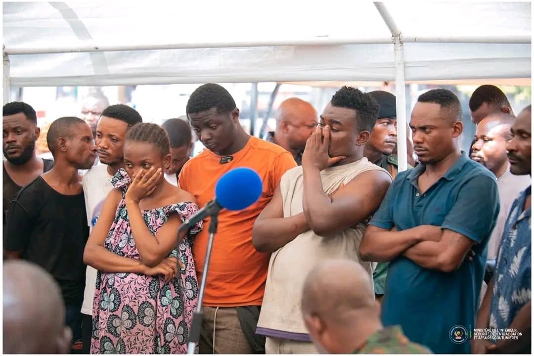 KINSHASA : AFFAIRE BRAQUAGE À LINGWALA :  8 PRÉVENUS CONDAMNÉS   DONT UNE FEMME ENCEINTE… KINSHASA : AFFAIRE BRAQUAGE À LINGWALA :  8 PRÉVENUS CONDAMNÉS   DONT UNE FEMME ENCEINTE…