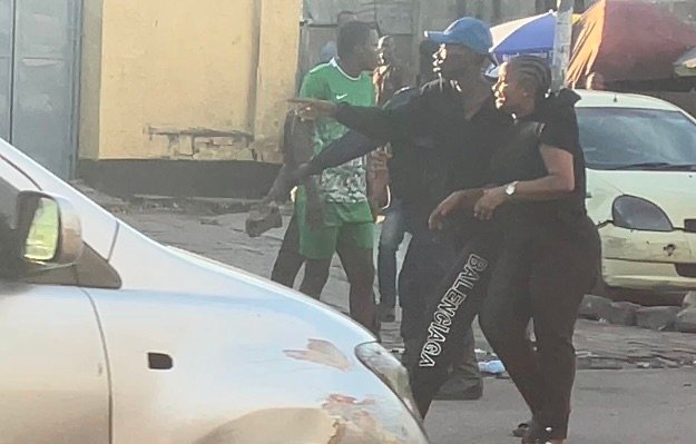 KiNSHASA : JOLI  COUP DE FILET DE LA POLICE NATIONALE  DANS LA COMMUNE DE KASA VUBU ! KiNSHASA : JOLI  COUP DE FILET DE LA POLICE NATIONALE  DANS LA COMMUNE DE KASA VUBU !