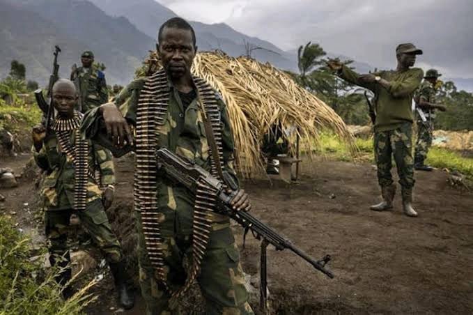 RDC : LES COMBATS SIGNALÉS ENTRE FARDC ET WAZALENDO EXPOSENT LA POPULATION DE LA VILLE D’UVIRA… RDC : LES COMBATS SIGNALÉS ENTRE FARDC ET WAZALENDO EXPOSENT LA POPULATION DE LA VILLE D’UVIRA…