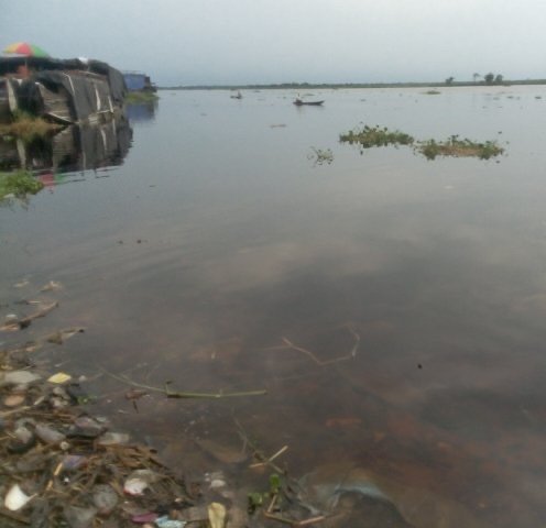 RDC : PLUS DE 100 DISPARUS ET 52 CORPS REPÊCHÉS APRÈS CHAVIREMENT D’ UNE EMBARCATION DANS LA PROVINCE DE L’EQUATEUR… RDC : PLUS DE 100 DISPARUS ET 52 CORPS REPÊCHÉS APRÈS CHAVIREMENT D’ UNE EMBARCATION DANS LA PROVINCE DE L’EQUATEUR…