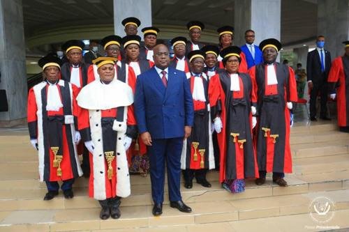 RDC : Sans affectation, les nouveaux magistrats nommés par Félix Tshisekedi décident de descendre dans la rue… RDC : Sans affectation, les nouveaux magistrats nommés par Félix Tshisekedi décident de descendre dans la rue…
