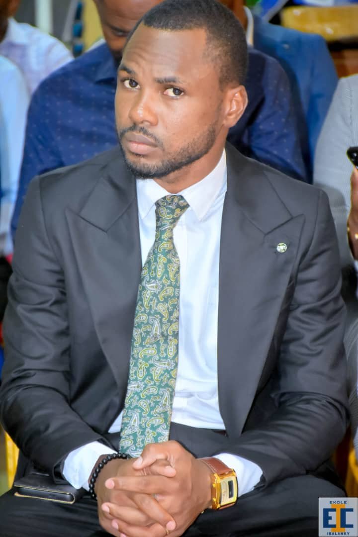 RDC : L’INTERPELLATION DU DIRECTEUR DE L’ECOLE IBALANKY FACE À L’AGRESSION RWANDAISE ET MENACES DE PAUL KAGAME RDC : L’INTERPELLATION DU DIRECTEUR DE L’ECOLE IBALANKY FACE À L’AGRESSION RWANDAISE ET MENACES DE PAUL KAGAME