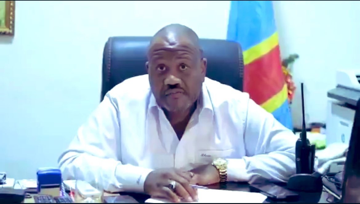 INSÉCURITÉ GRANDISSANTE À KINSHASA : LE CAPITAINE MBOSO KAZADI JUNIOR ACCUSE LA HIÉRARCHIE DE LA POLICE DE COMPLICITÉ AVEC LES CRIMINELS ET DÉMISSIONNE INSÉCURITÉ GRANDISSANTE À KINSHASA : LE CAPITAINE MBOSO KAZADI JUNIOR ACCUSE LA HIÉRARCHIE DE LA POLICE DE COMPLICITÉ AVEC LES CRIMINELS ET DÉMISSIONNE