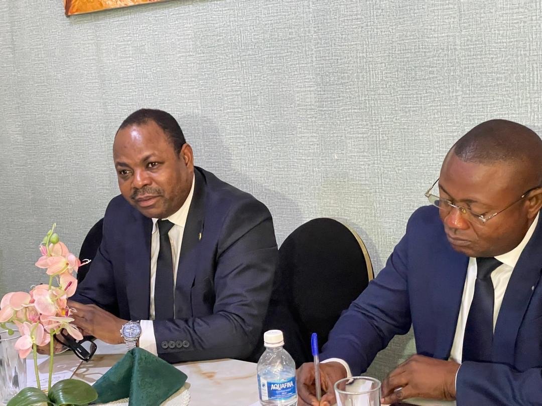 RDC : LA PLATEFORME POLITIQUE« CAMP DE LA RÉPUBLIQUE » REJOINT L’ APPEL AU DIALOGUE INCLUSIF POUR LA PAIX RDC : LA PLATEFORME POLITIQUE« CAMP DE LA RÉPUBLIQUE » REJOINT L’ APPEL AU DIALOGUE INCLUSIF POUR LA PAIX