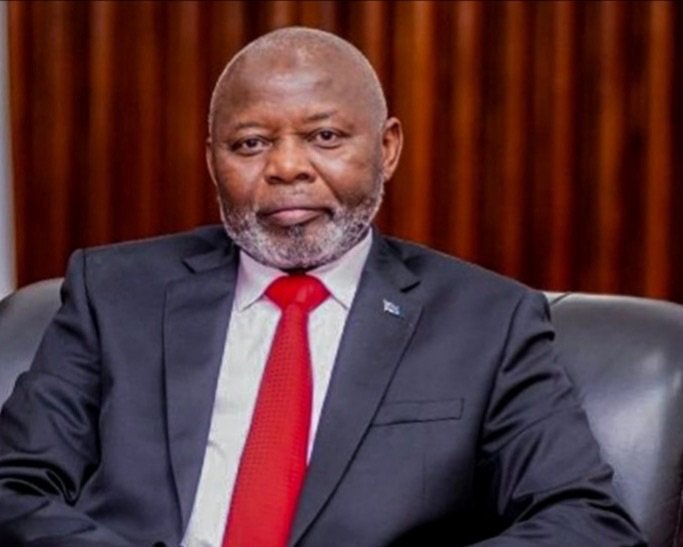 RDC/POLITIQUE :VISÉE À CÔTÉ DE VITAL KAMERHE, DOMINIQUE MUNONGO INAMIZI APPELLE SES COLLÈGUES DÉPUTÉS À L’APAISEMENT RDC/POLITIQUE :VISÉE À CÔTÉ DE VITAL KAMERHE, DOMINIQUE MUNONGO INAMIZI APPELLE SES COLLÈGUES DÉPUTÉS À L’APAISEMENT