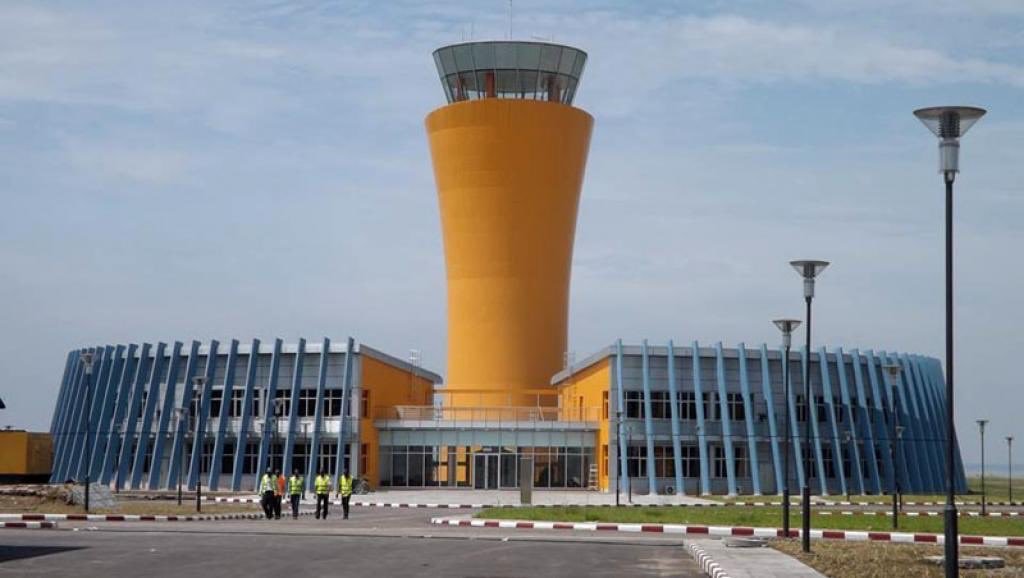RDC : INCIDENT À L’AEROPORT INTERNATIONAL DE NDJILI LORS DE L’ATTERISSAGE DE L’AVION PRÉSIDENTIEL RDC : INCIDENT À L’AEROPORT INTERNATIONAL DE NDJILI LORS DE L’ATTERISSAGE DE L’AVION PRÉSIDENTIEL
