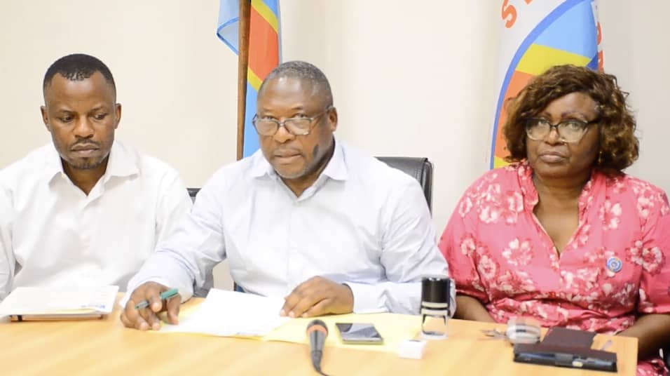 RDC : LES CINQ EXIGENCES DU BUREAU EXECUTIF NATIONAL DU SYNAMED APRES LE DÉCÈS ATROCE DU DOCTEUR EMMANUEL DIBU AU LUALABA RDC : LES CINQ EXIGENCES DU BUREAU EXECUTIF NATIONAL DU SYNAMED APRES LE DÉCÈS ATROCE DU DOCTEUR EMMANUEL DIBU AU LUALABA