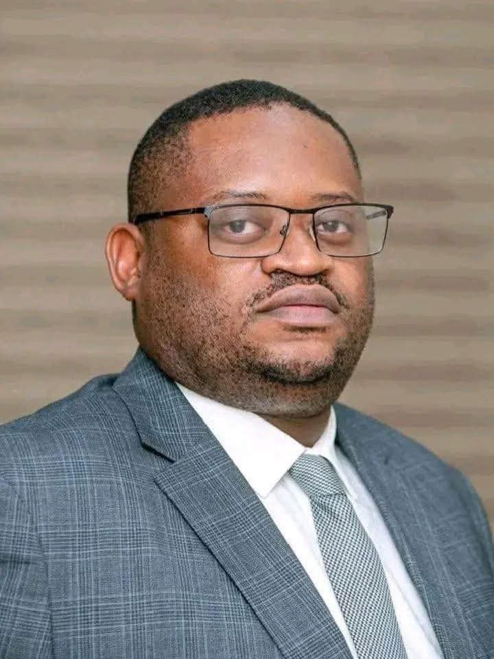 RDC : Ça y est, Doudou Fwamba signe son dernier scandale de l’année , plusieurs fonctionnaires sans prime ni salaire pendant les fêtes de Nouvel An RDC : Ça y est, Doudou Fwamba signe son dernier scandale de l’année , plusieurs fonctionnaires sans prime ni salaire pendant les fêtes de Nouvel An