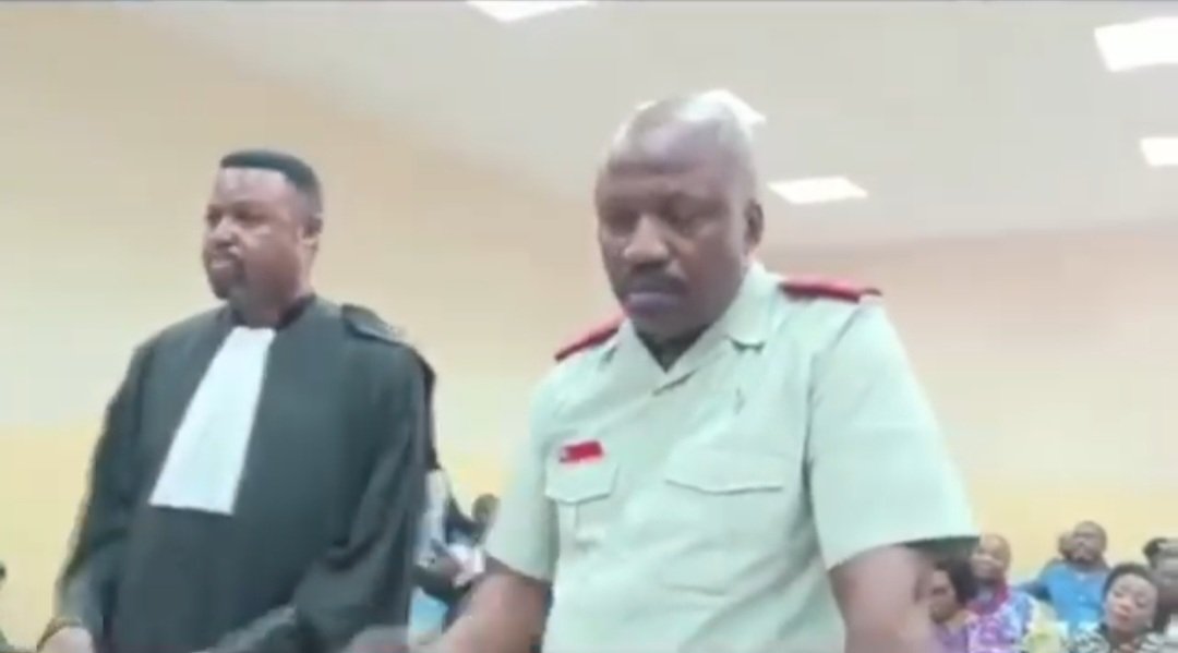 RDC / JUSTICE MILITAIRE : L’AFFAIRE DU GÉNÉRAL YAV IRUNG PHILÉMON RENVOYÉE AU 06 JANVIER 2026 APRÈS LA PREMIÈRE AUDIENCE