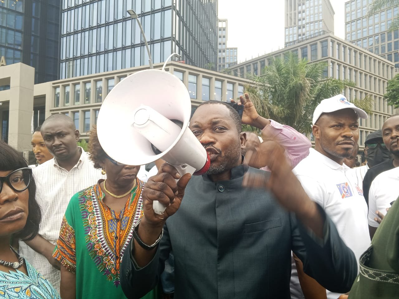 RDC : PAIE COMPLÉMENTAIRE DU DERNIER TRIMESTRE 2025&nbsp; , DOUDOU FWAMBA RASSURE L&rsquo; INTERSYNDICALE NATIONALE DE LA SANTÉ SUR L&rsquo; EFFECTIVITÉ DES OPÉRATIONS DÈS CE VENDREDI 23 JANVIER