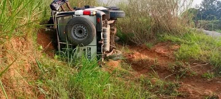 RDC/ KASSAI CENTRAL : 4 VÉHICULES DU CORTEGE PRÉSIDENTIEL ACCIDENTÉS DONT CELUI DE SON FRÈRE BIOLOGIQUE JEAN TSHISEKEDI RDC/ KASSAI CENTRAL : 4 VÉHICULES DU CORTEGE PRÉSIDENTIEL ACCIDENTÉS DONT CELUI DE SON FRÈRE BIOLOGIQUE JEAN TSHISEKEDI