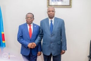 REMISE ET REPRISE AU SÉNAT : BASENGEZI SUCCÈDE À BAHATI<br width=