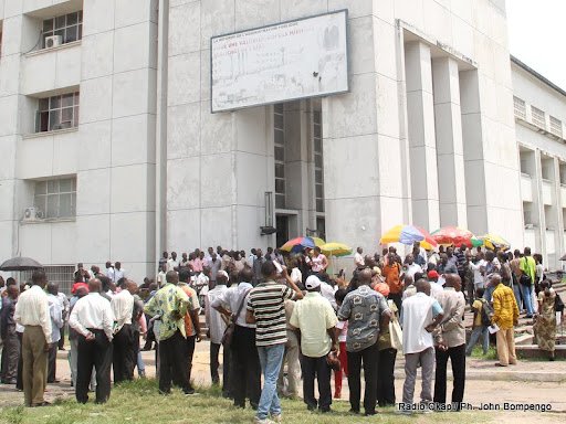RDC : CONTRAIREMENT AUX AFFIRMATIONS DU COMITÉ DE SUIVI DE LA PAIE , CERTAINS AGENTS ET FONCTIONNAIRES DE L&rsquo;ÉTAT NE SONT PAS ENCORE PAYÉS