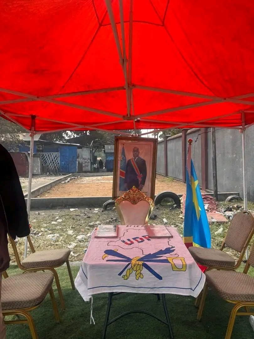 RDC : Violation du droit de propriété de l’Église catholique, la Force du Progrès a assiégé un espace de l’Archevêché de Kinshasa RDC : Violation du droit de propriété de l’Église catholique, la Force du Progrès a assiégé un espace de l’Archevêché de Kinshasa