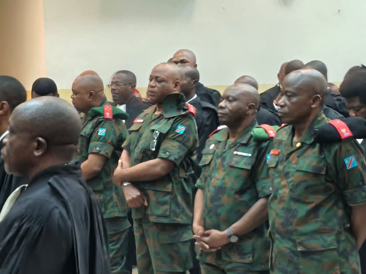 RDC : APRES L’INDISPONIBILITÉ DE CERTAINS MAGISTRATS , LE PROCÈS DU GÉNÉRAL CHRISTIAN TSHIWEWE ET CONSORTS A REPRIS CE MARDI À LA HAUTE COUR MILITAIRE RDC : APRES L’INDISPONIBILITÉ DE CERTAINS MAGISTRATS , LE PROCÈS DU GÉNÉRAL CHRISTIAN TSHIWEWE ET CONSORTS A REPRIS CE MARDI À LA HAUTE COUR MILITAIRE