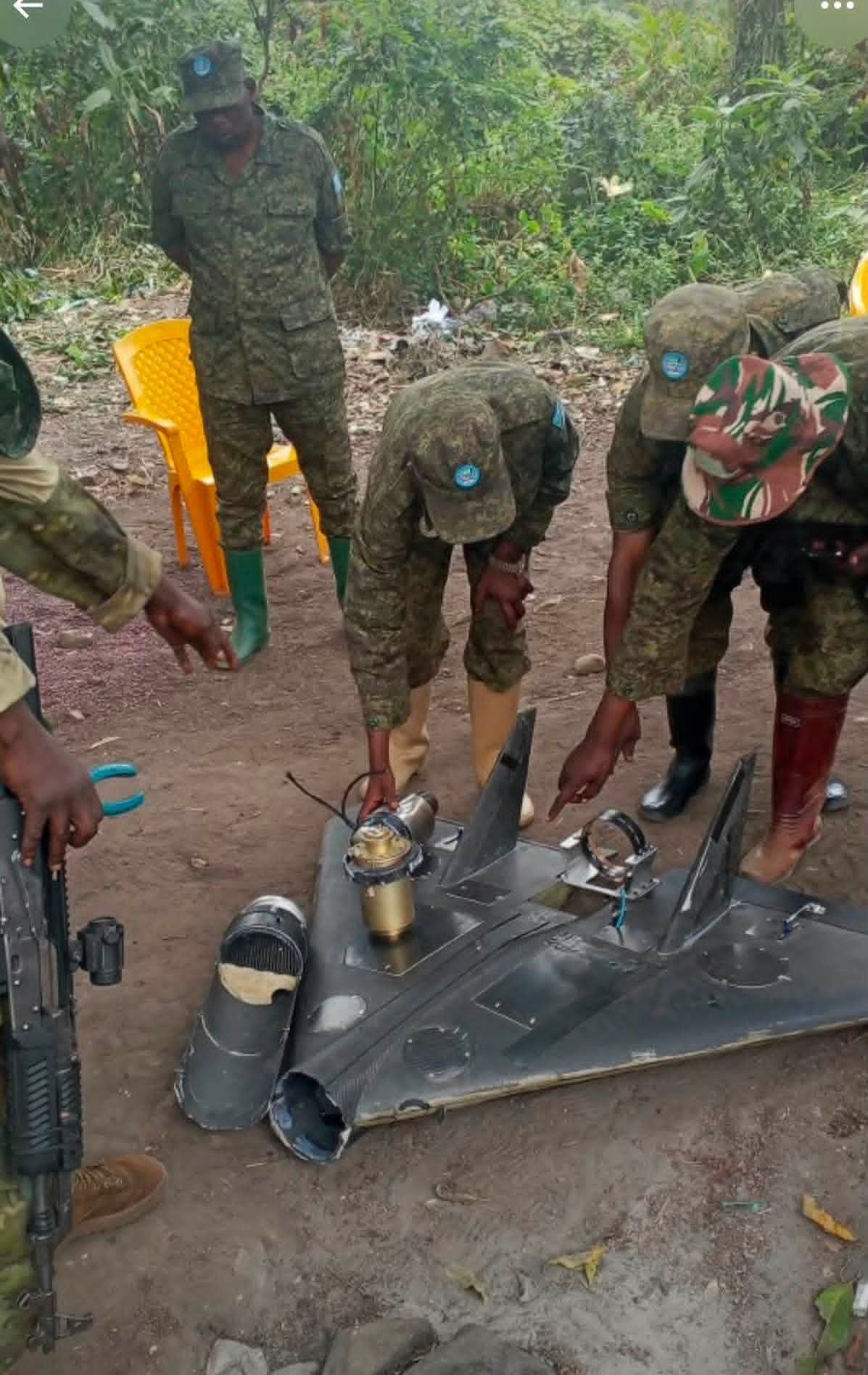 RDC/ SUD KIVU : UN DRONE DE LA FORCE RWANDAISE DÉTRUIT PAR LES FARDC À FIZI RDC/ SUD KIVU : UN DRONE DE LA FORCE RWANDAISE DÉTRUIT PAR LES FARDC À FIZI