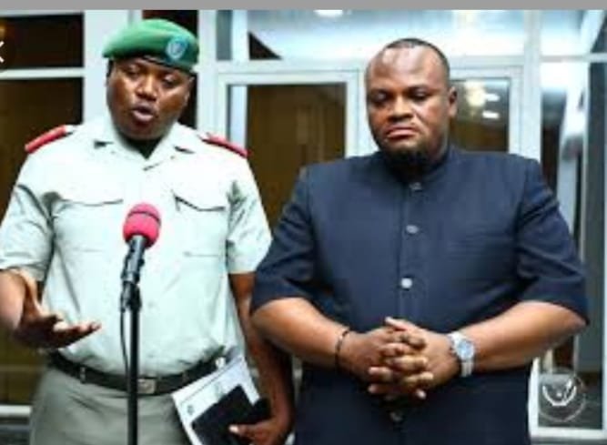 RDC/ SOCIÉTÉKINSHASA: VERS UNE GUERRE DES POUBELLES OU VERS UN ETAT DE SIÈGE DÉGUISÉ?