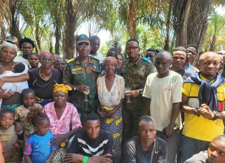 RDC / KWILU : LES FARDC SENSIBILISENT LES COMMUNAUTÉS DE KAHUNDI ET MAMPUNGU A TITRE PRÉVENTIF