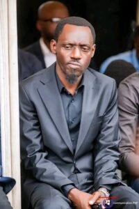 RDC/POLITIQUE : INTERDIT DE SORTIE, PRINCE EPENGE DÉFÉRÉ AU PARQUET DE LA GOMBE APRÈS 48H AU CNS